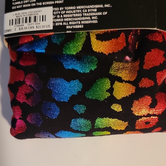 Torrid Multicolor Leopard Bike Shorts - Picture 6 of 6